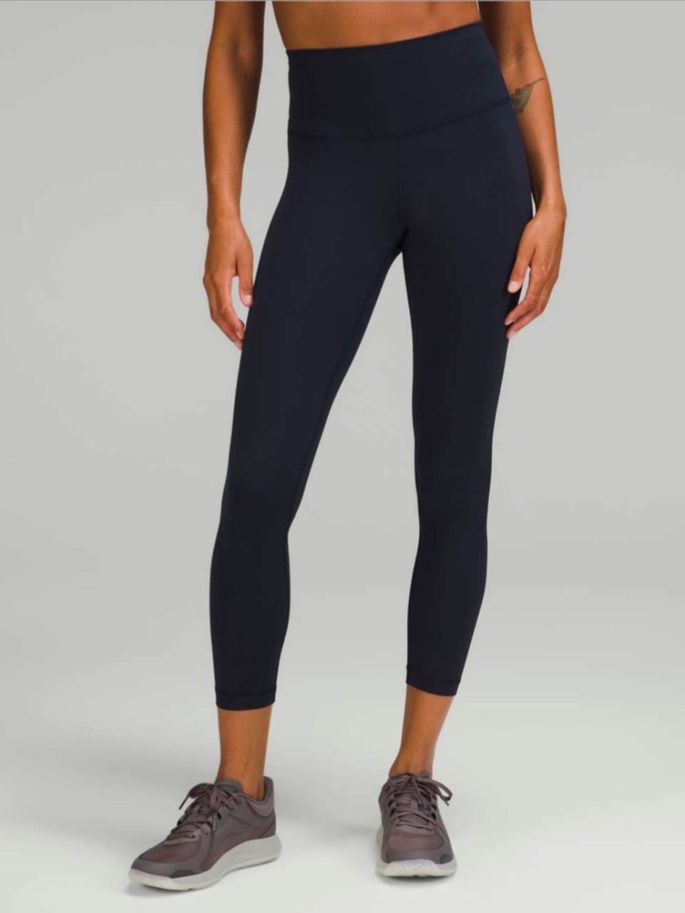 Lululemon Wunder Train High-Rise Tight 25" size 6 True Navy
